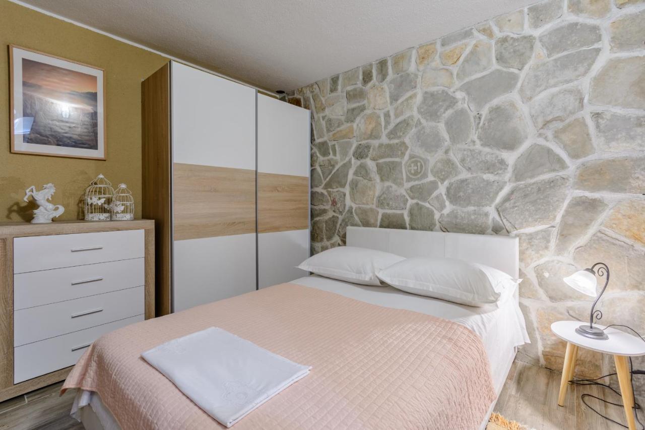 Villa Secluded Paradise Omiš Exterior foto